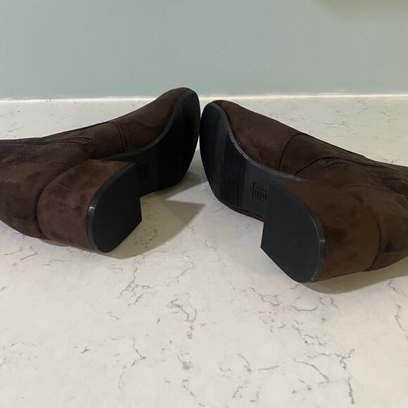 REACTION Kenneth Cole Road Stretch Womens 8M Chocolate Boots Booties - Picture 6 of 9